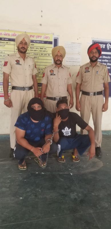 6 arrests including over 8 lakh drug money and narcotics 6 arrests including over 8 lakh drug money and narcotics