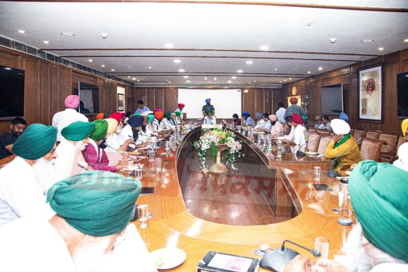 Meeting of Panchayat Minister and Farmers