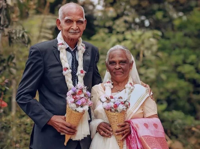 Wedding Photoshoot of old couple
