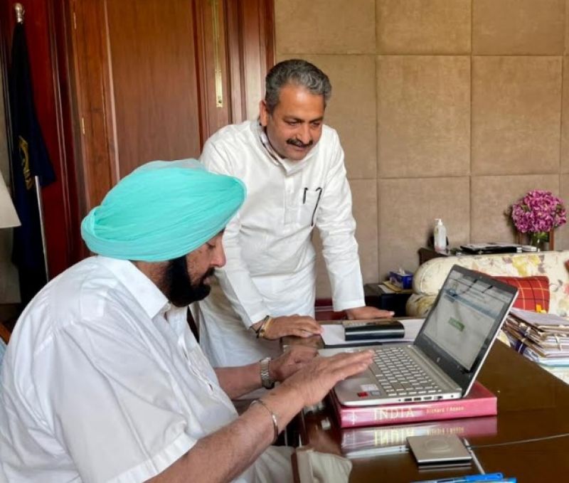 Captain amrinder singh Captain amrinder singh