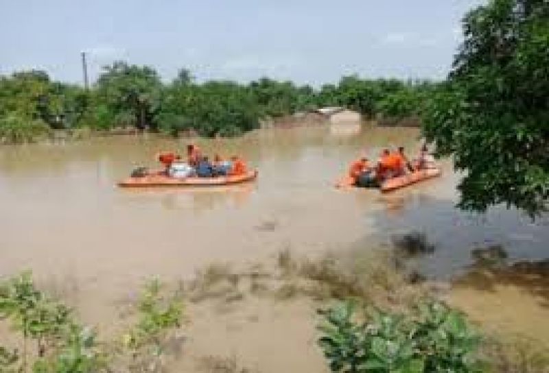 Maharashtra floods victims
