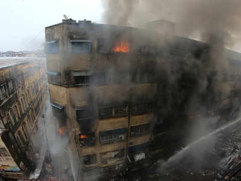 Kolkata market fire snuffs out Rs 80 crore business