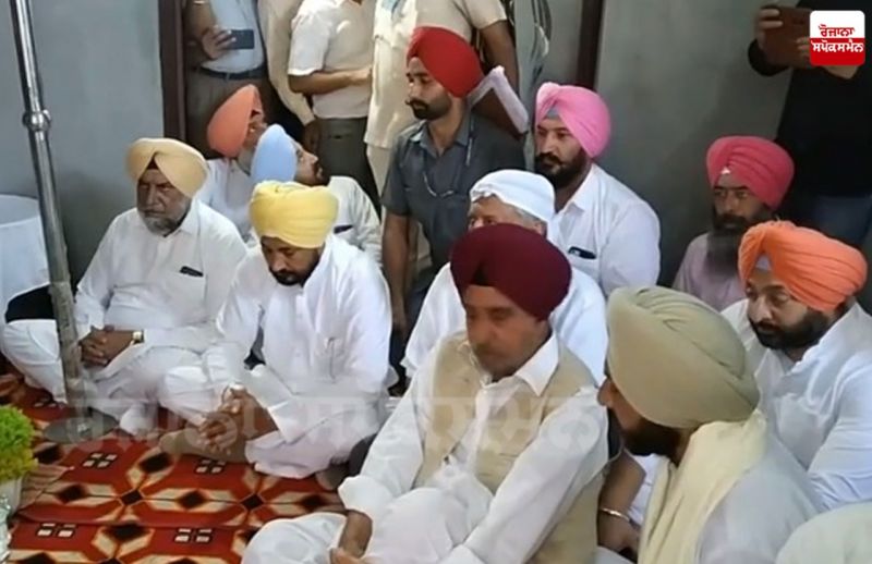 CM Channi at Shaheed Mandeep Singh's House CM Channi at Shaheed Mandeep Singh's House