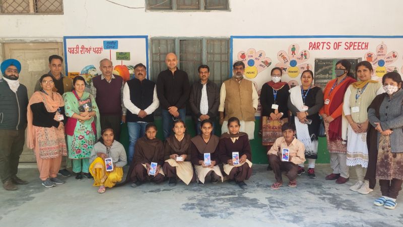 Karan Gilhotra Distribute Smartphone 