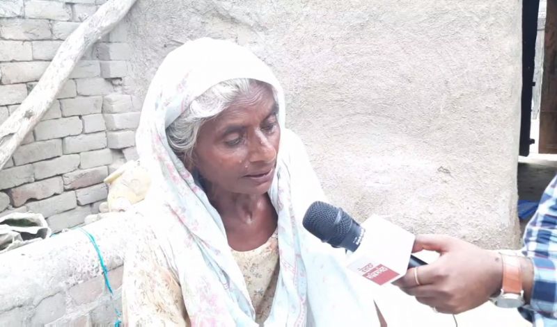 Elderly Bibi is selling pot