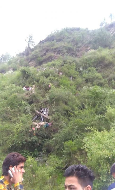 25 dead as bus falls into gorge in Kullu