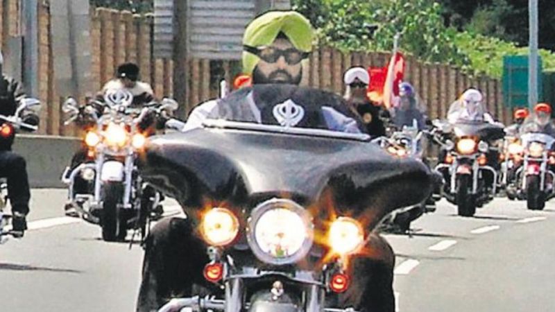 Alberta allow Sikhs right to ride motorcycles without helmets