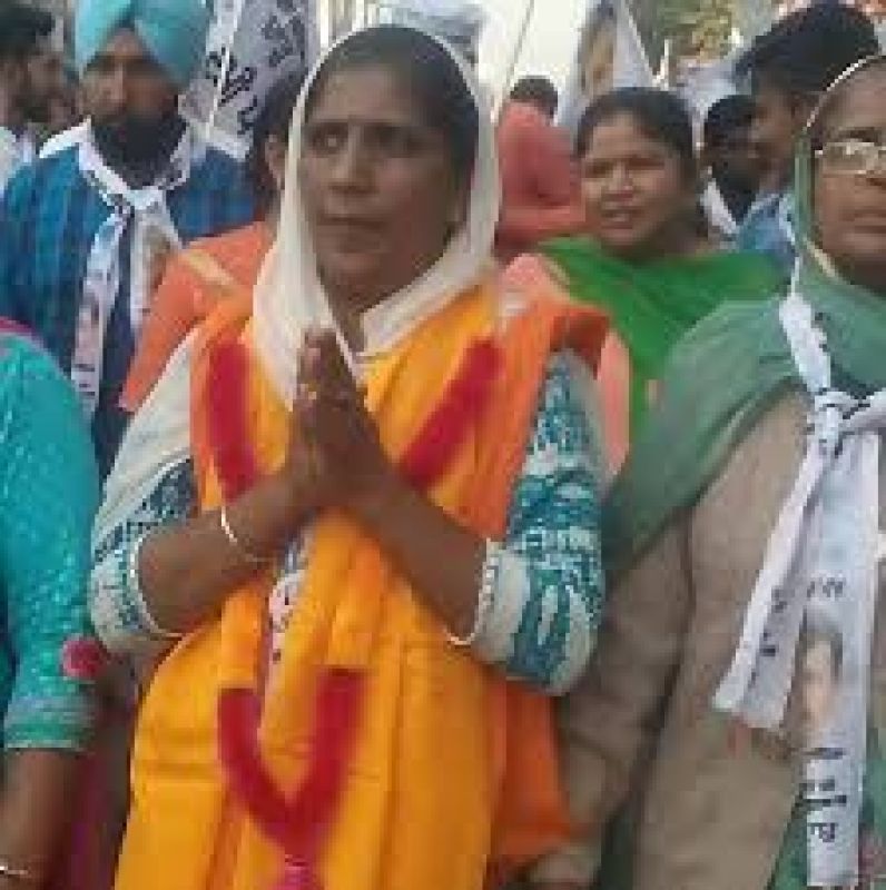 Sarabjit kaur Manuke