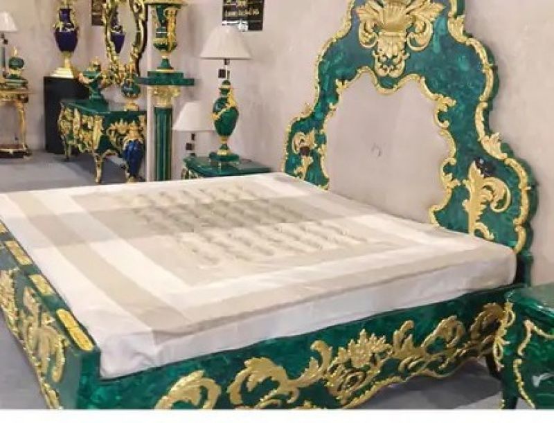 27 thousand salary man built a Royal bedroom worth Rs 3.50 crores