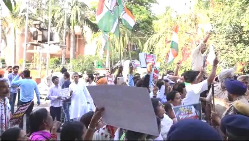 chandigarh congress protest