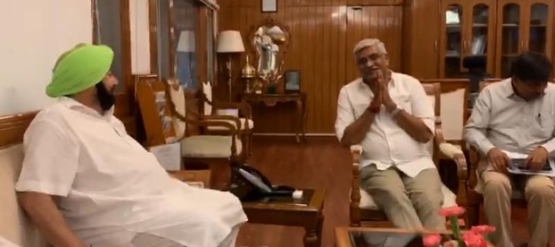 Captain Amarinder Singh meet Jal Shakti Minister Gajendra Singh Shekhawat 
