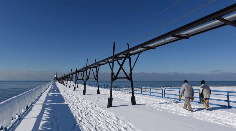 4 Indians freeze to death near US-Canada border 4 Indians freeze to death near US-Canada border