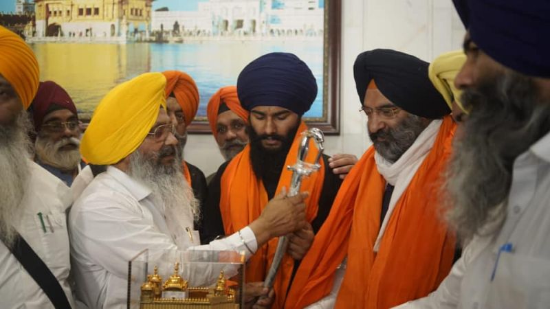 Ranjit Singh and Manjinder Singh Sirsa at Sri Darbar Sahib