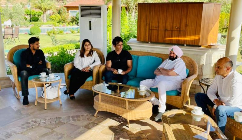 sonu sood captain  meet