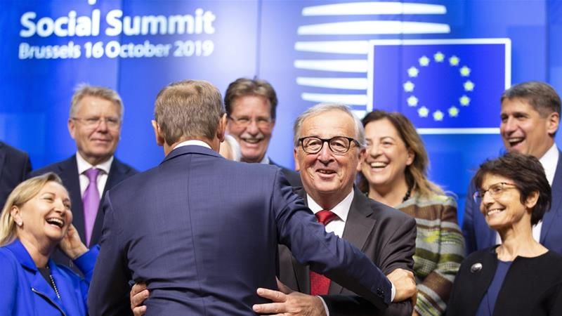 UK and EU strike new Brexit deal in last-ditch talks