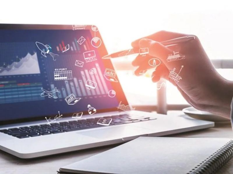 IT cos to hire 3.6 lakh freshers by March - report