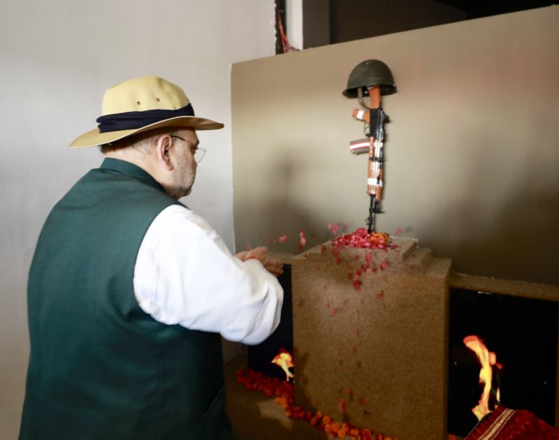 Amit Shah inaugurates Indo-Pak border viewing point in Gujarat's Nada Bet