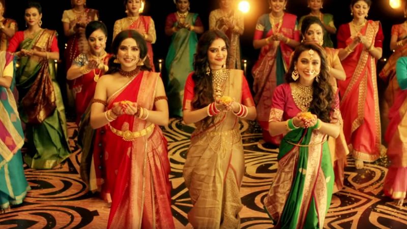lok-sabha-mps-nusrat-jahan-and-mimi-chakraborty-beautifully-dance-for-durga-puja-festival