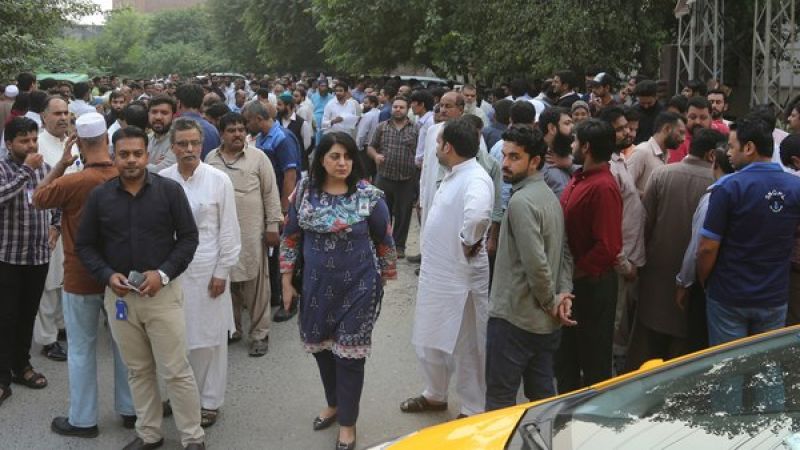 Earthquake felt in Delhi-NCR, Kashmir, North India