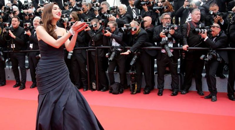 Mahira Khan becomes first Pakistani actor to debut at Cannes