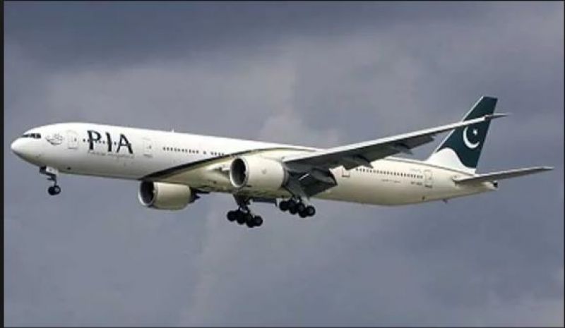 Passenger On Pak Airlines Flight Opens Emergency Door By Mistake Passenger On Pak Airlines Flight Opens Emergency Door By Mistake