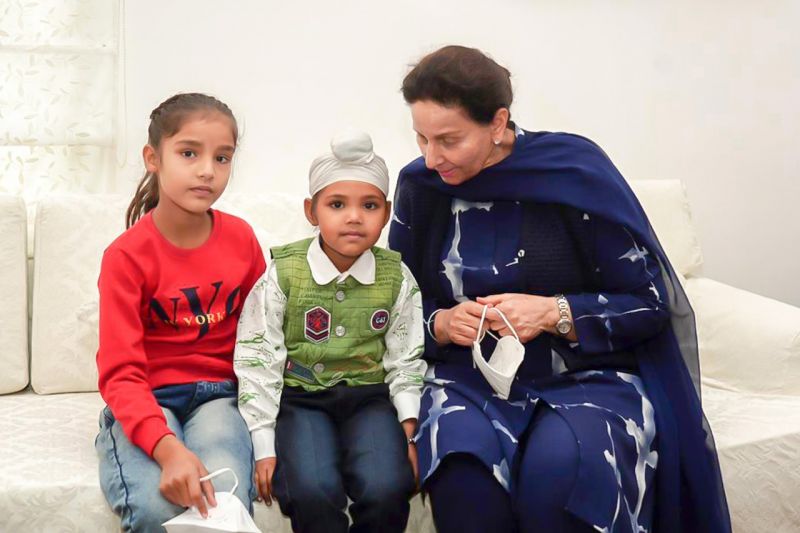 Captain Amarinder Singh on Friday met child artist Noorpreet Kaur