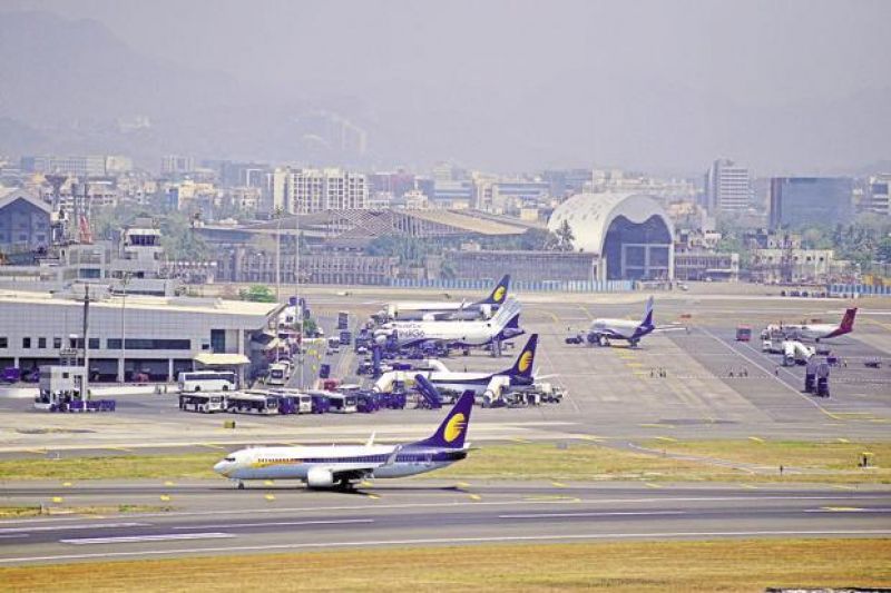 Mumbai airport runway