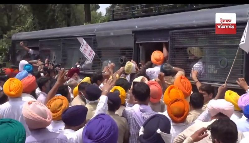 Parminder Dhindsa Arrested during protest in Chandigarh 