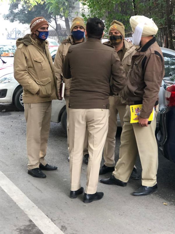 Police detain Harsharan Bali