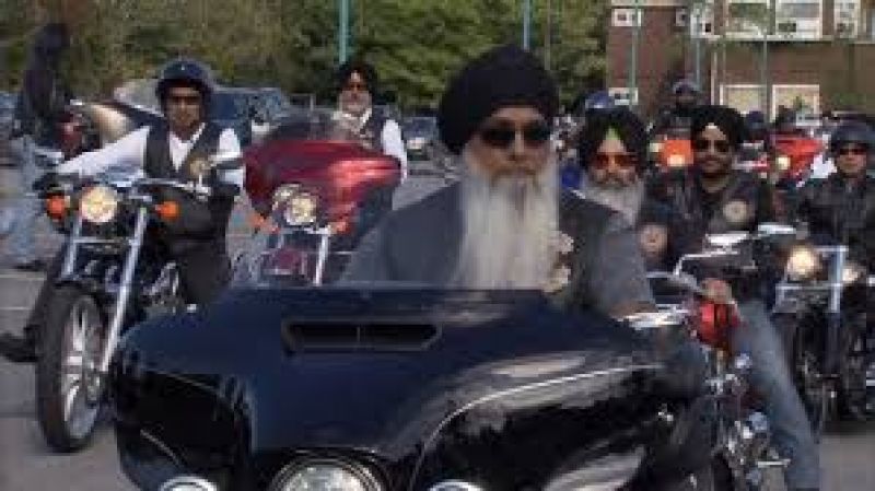 Alberta allow Sikhs right to ride motorcycles without helmets