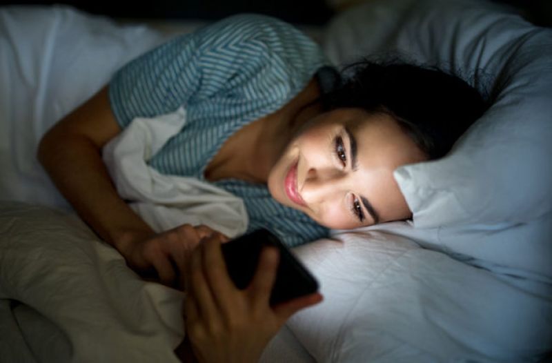 Smartphones use night