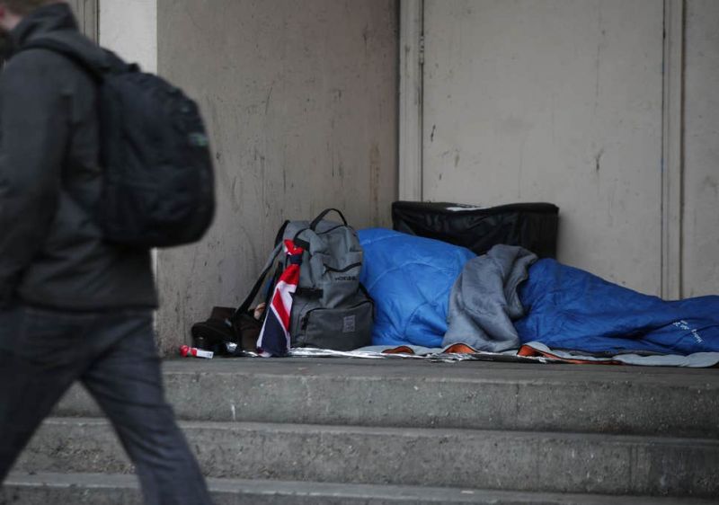 Thousands of people sleep out to support homelessness in UK