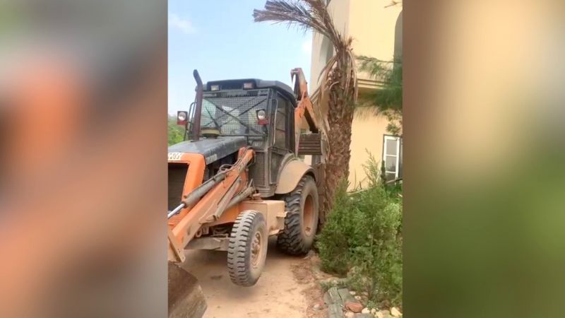 WWICS farmhouse case