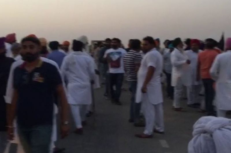 Akali and Congress Worker 