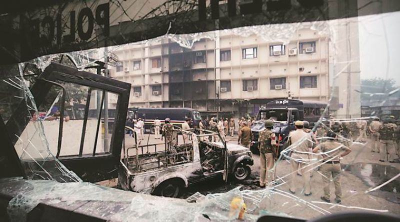Tis Hazari Court violence: Delhi HC issues notices to Centre, Bar council, Delhi govt