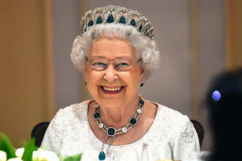 Elizabeth II