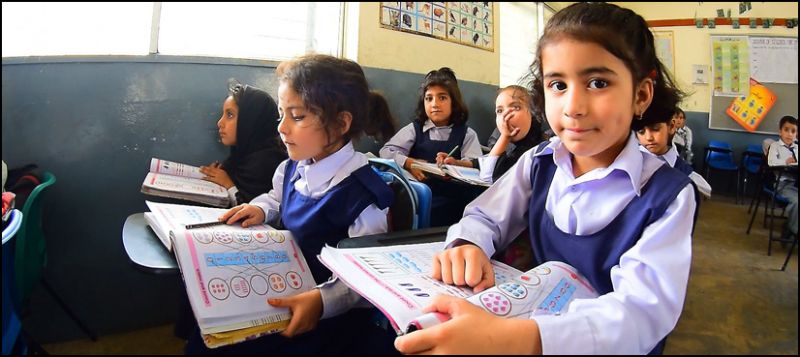 UP's school children will be seen now in Khadi