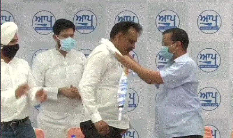 Former IG Kunwar Vijay Pratap join AAP