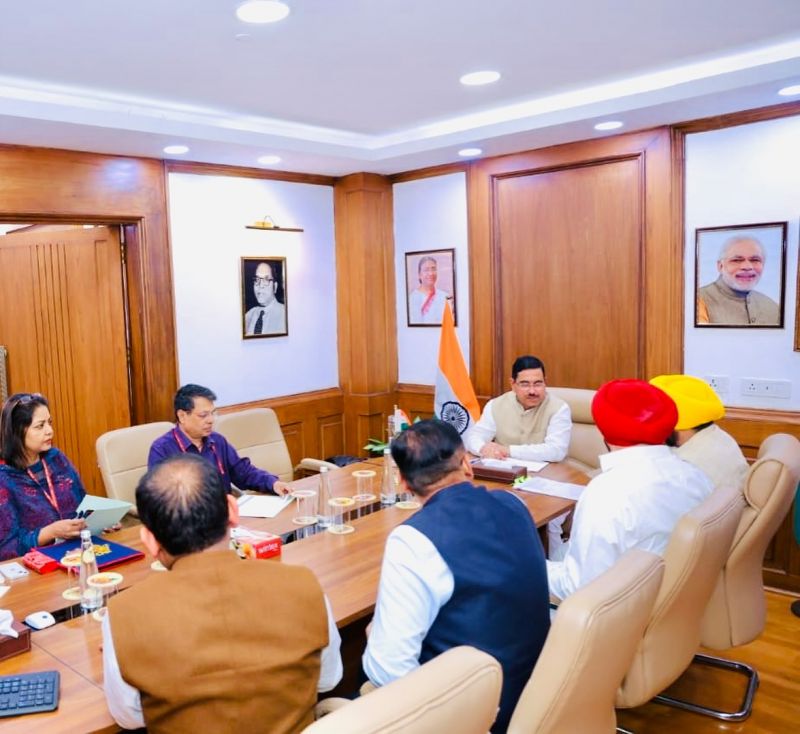 CM Mann met Union Minister Prahlad Joshi News