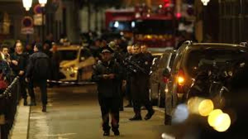 paris 1 killed in knife attack is takes responsibility