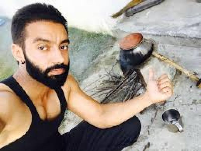 Police Complaint against Punjabi singer Sippy Gill Police Complaint against Punjabi singer Sippy Gill