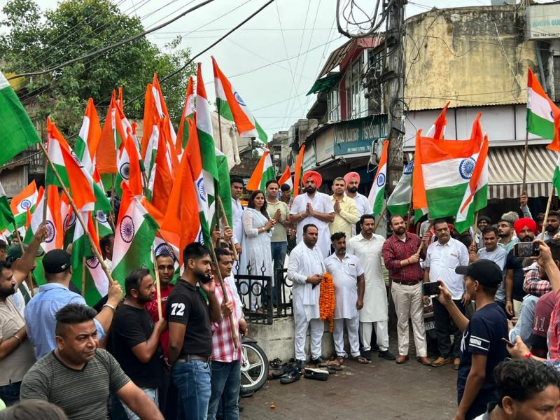 Punjab Youth Congress celebrated the Foundation Day of Youth Congress by taking out the Tricolor Yatra Punjab Youth Congress celebrated the Foundation Day of Youth Congress by taking out the Tricolor Yatra