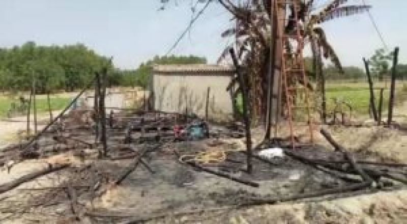 Residences of slum dwellers catch fire in Himachal