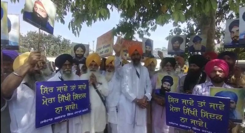  Marching out in memory of the martyrs of 1978