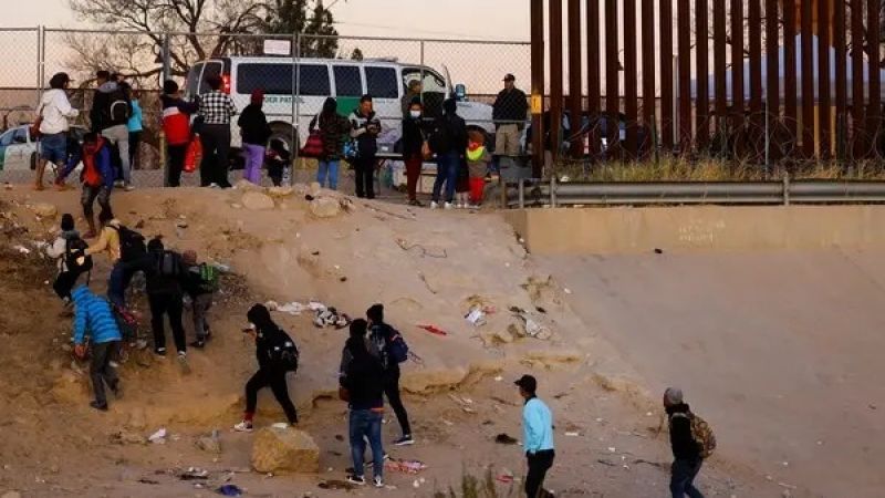  57 boys and girls found in a truck near the American border, with no relatives or parents