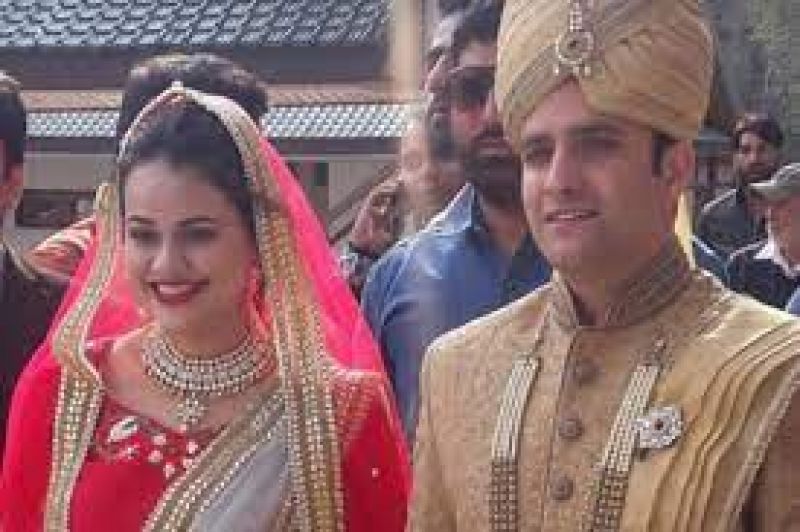 Court approves divorce of IAS Tina Dabi and Athar Khan