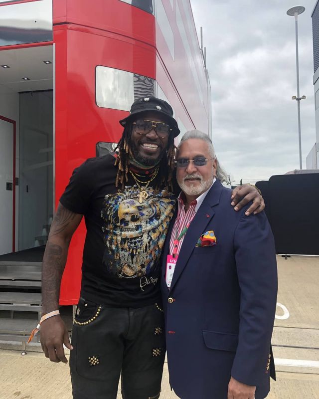 Chris Gayle with  Vijay Mallya