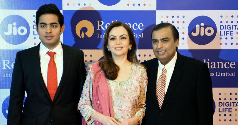 Mukesh Ambani with Family Mukesh Ambani with Family