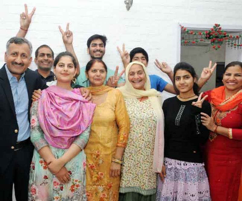 Head Constable's daughter become IAS