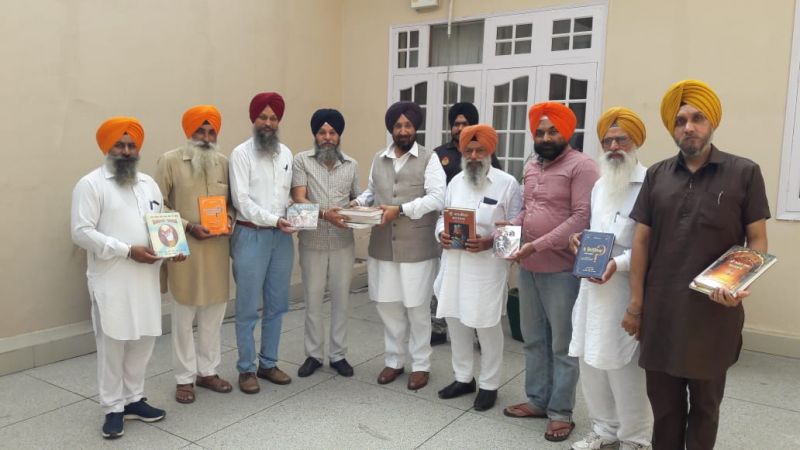 Religious literature dedicated to 550th Parkash Purb to be distributed in Punjab jails: Sukhjinder Singh Randhawa